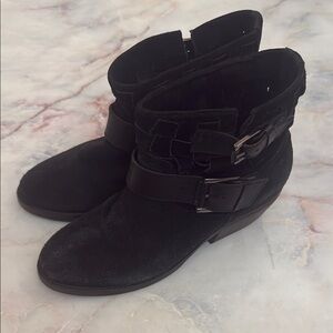 Black Suede Ankle Boots bootie size 7